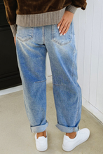 Load image into Gallery viewer, Barrel Jeans