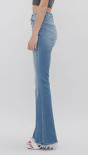 Load image into Gallery viewer, Bouji High Rise Jeans
